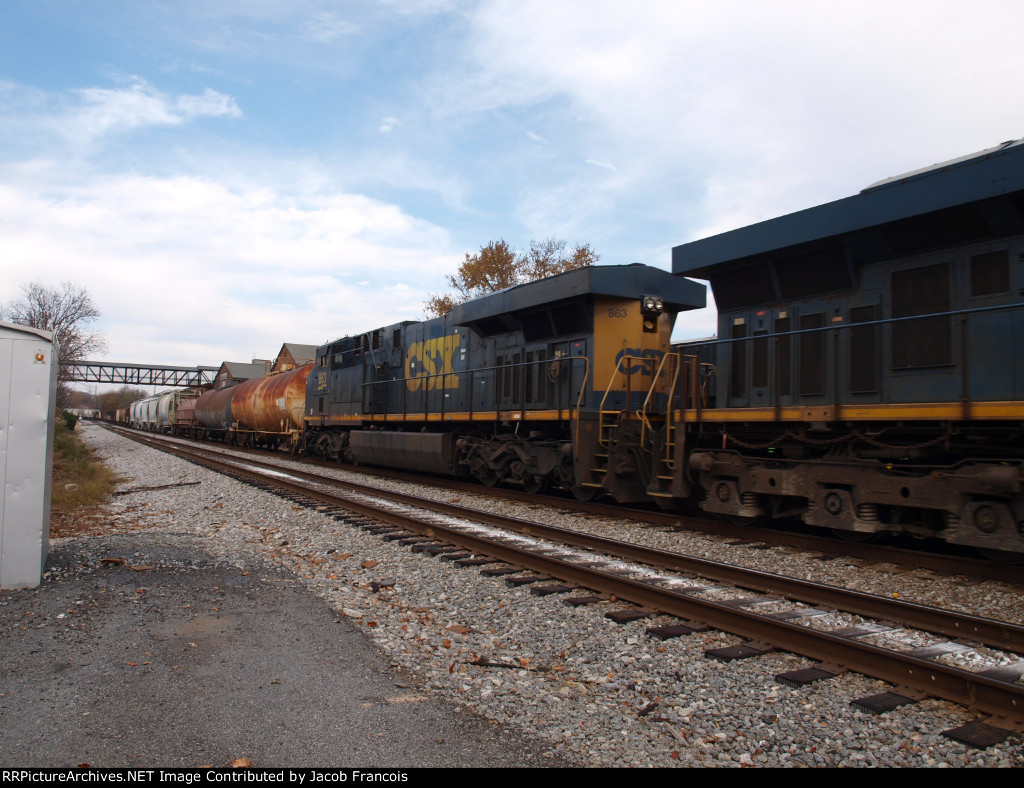 CSX 863